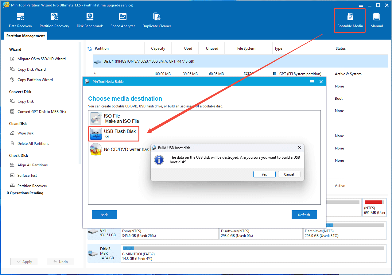 The MiniTool Partition Wizard interface with the MiniTool Media Builder window and the selected USB Flash Disk option.