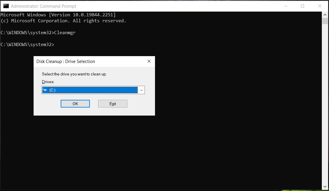 The running Cleanmgr command with an open pop-up for drive selection.