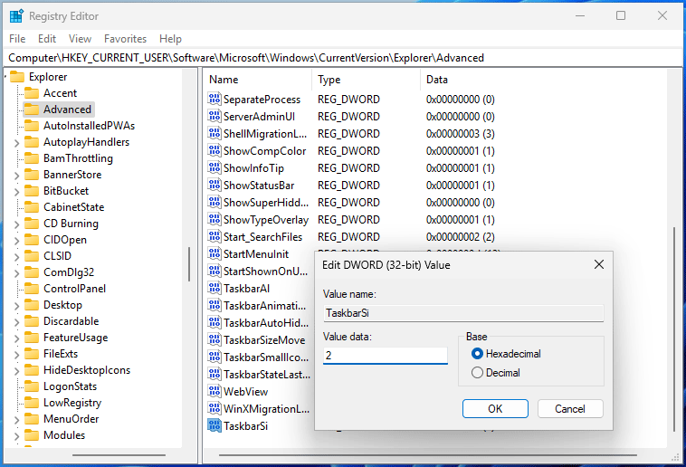 The Registry Editor window to set the value data of TaskbarSi to 2 to change the taskbar size.